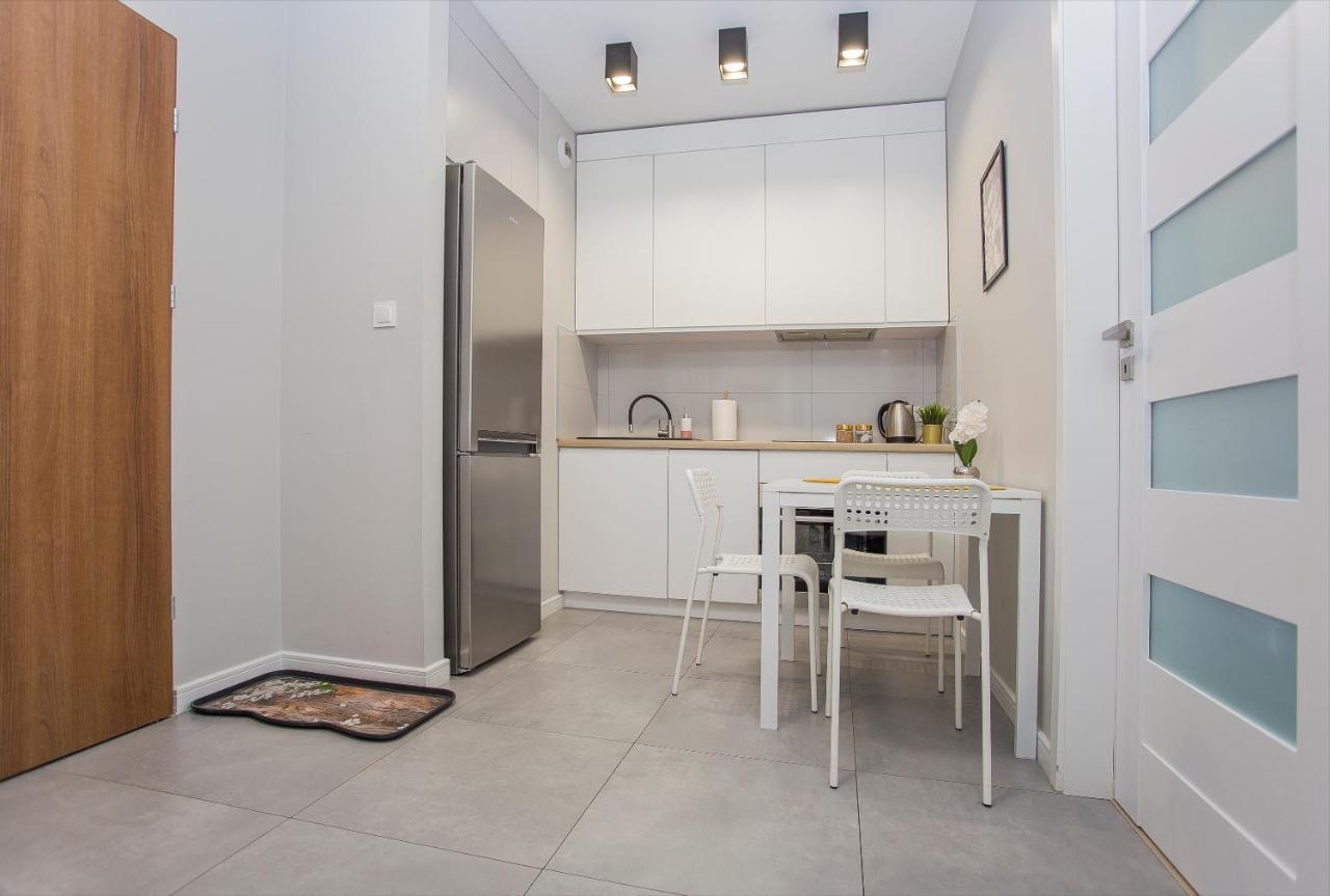 Urban Jungle - Silver Apartment Białystok Esterno foto