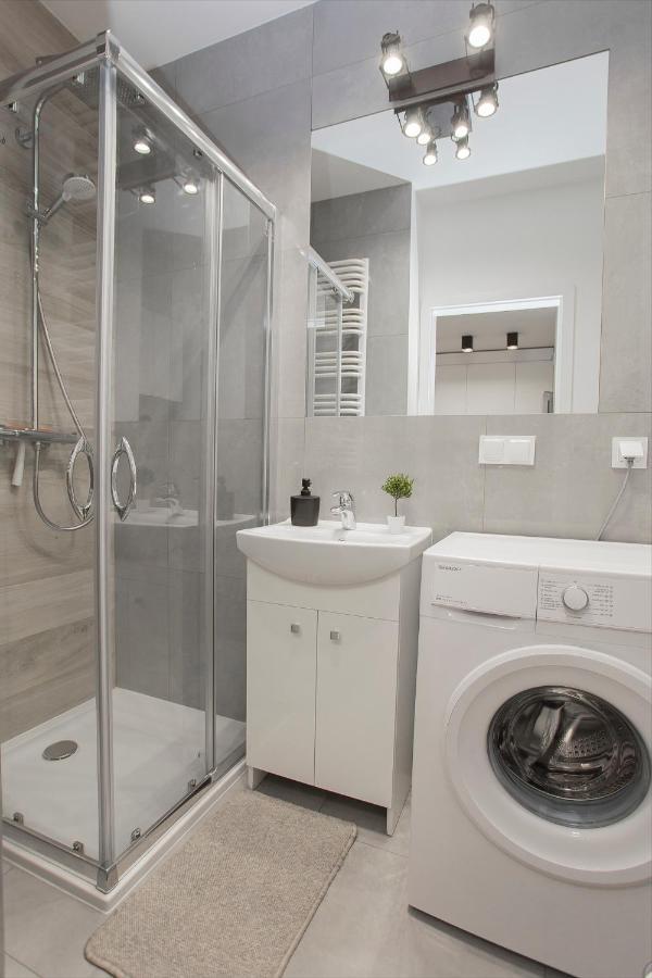 Urban Jungle - Silver Apartment Białystok Esterno foto